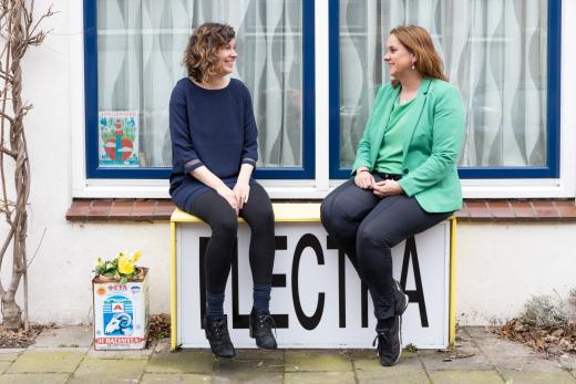 twee halfzussen met dezelfde donorvader, gevonden via DNA databank